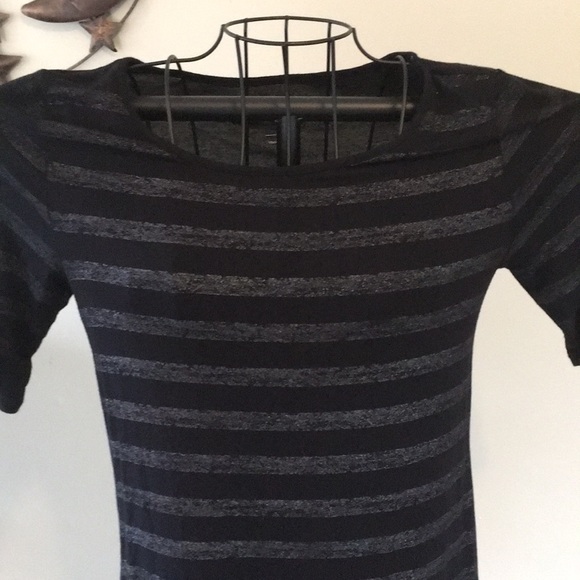 APT 9 Black and silver top size XS - Picture 2 of 5